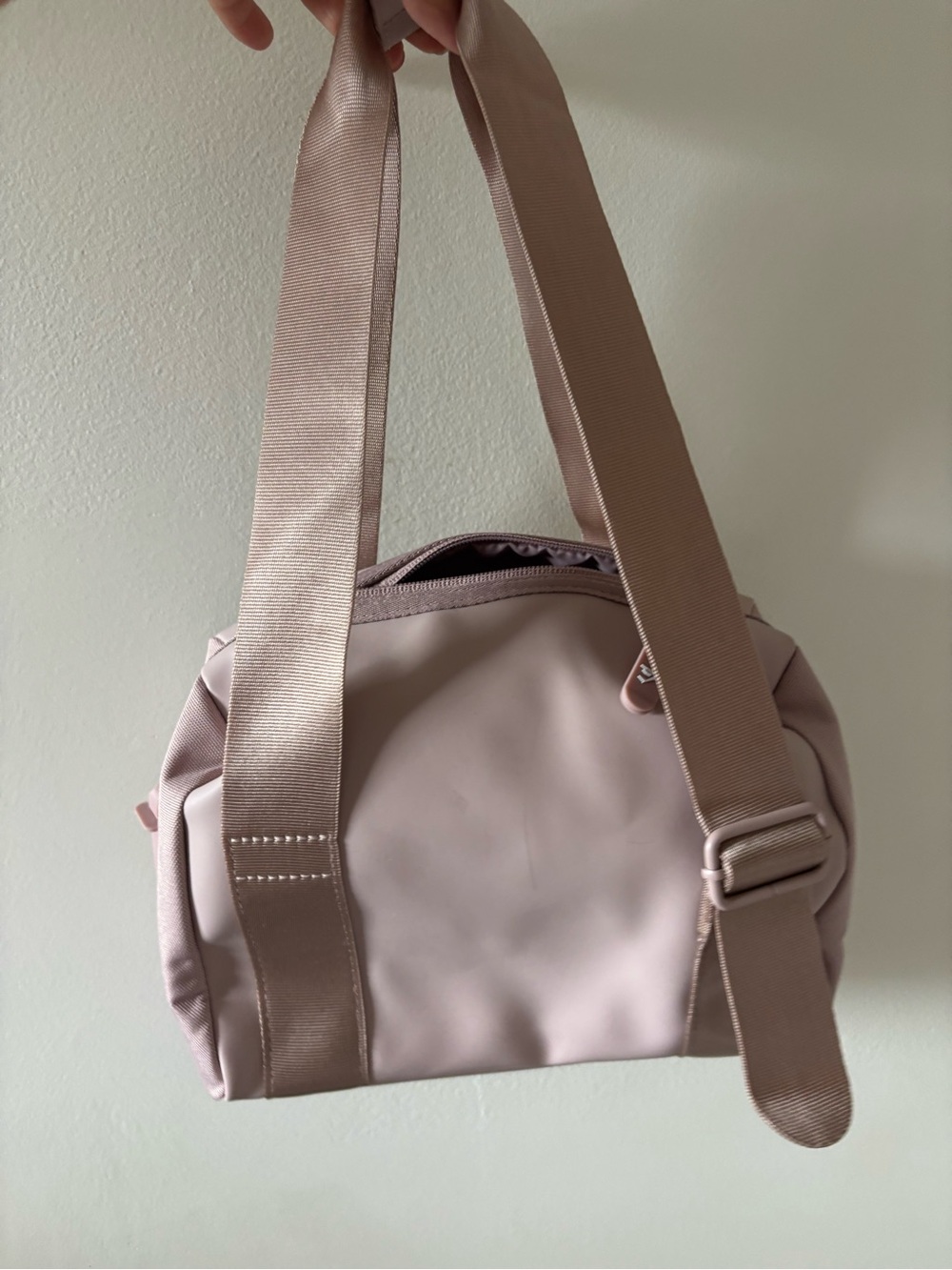 Gymshark Blush Pink Shoulder Bag with Wide Straps